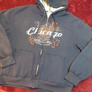 Warm Chicago Graphic  Zip-up Hoodie